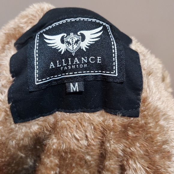 Mens medium Alliance Fashion Jacket. Black with brown faux lining - Picture 4 of 6